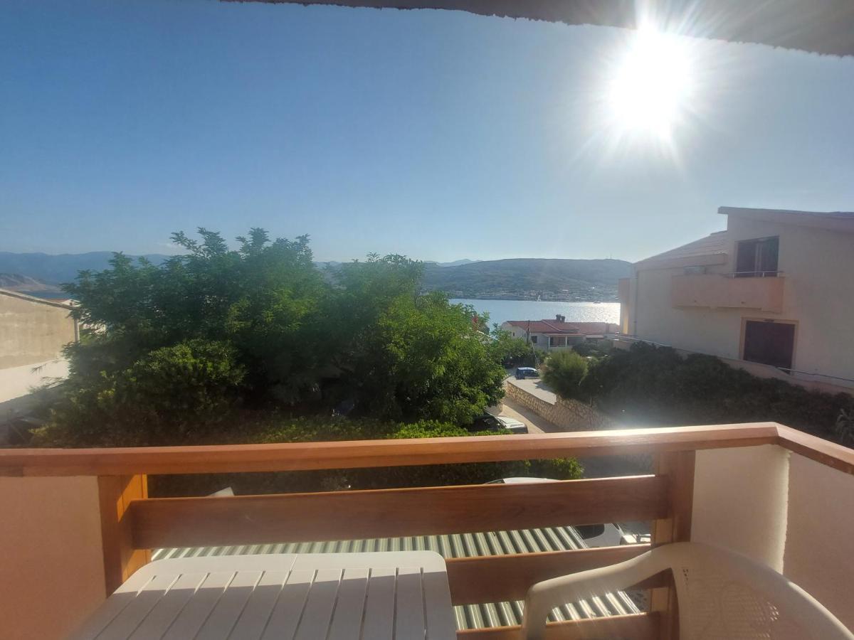 Studio-app Iva, Balcony With Sea View - 50 M From Pag Town