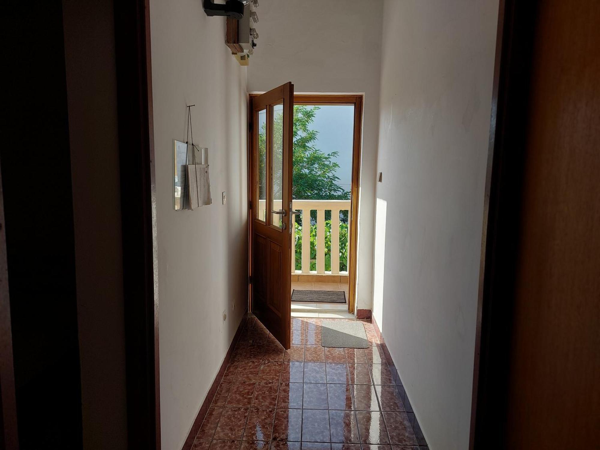 Studio-app Iva, Balcony With Sea View - 50 M From Appartement *
