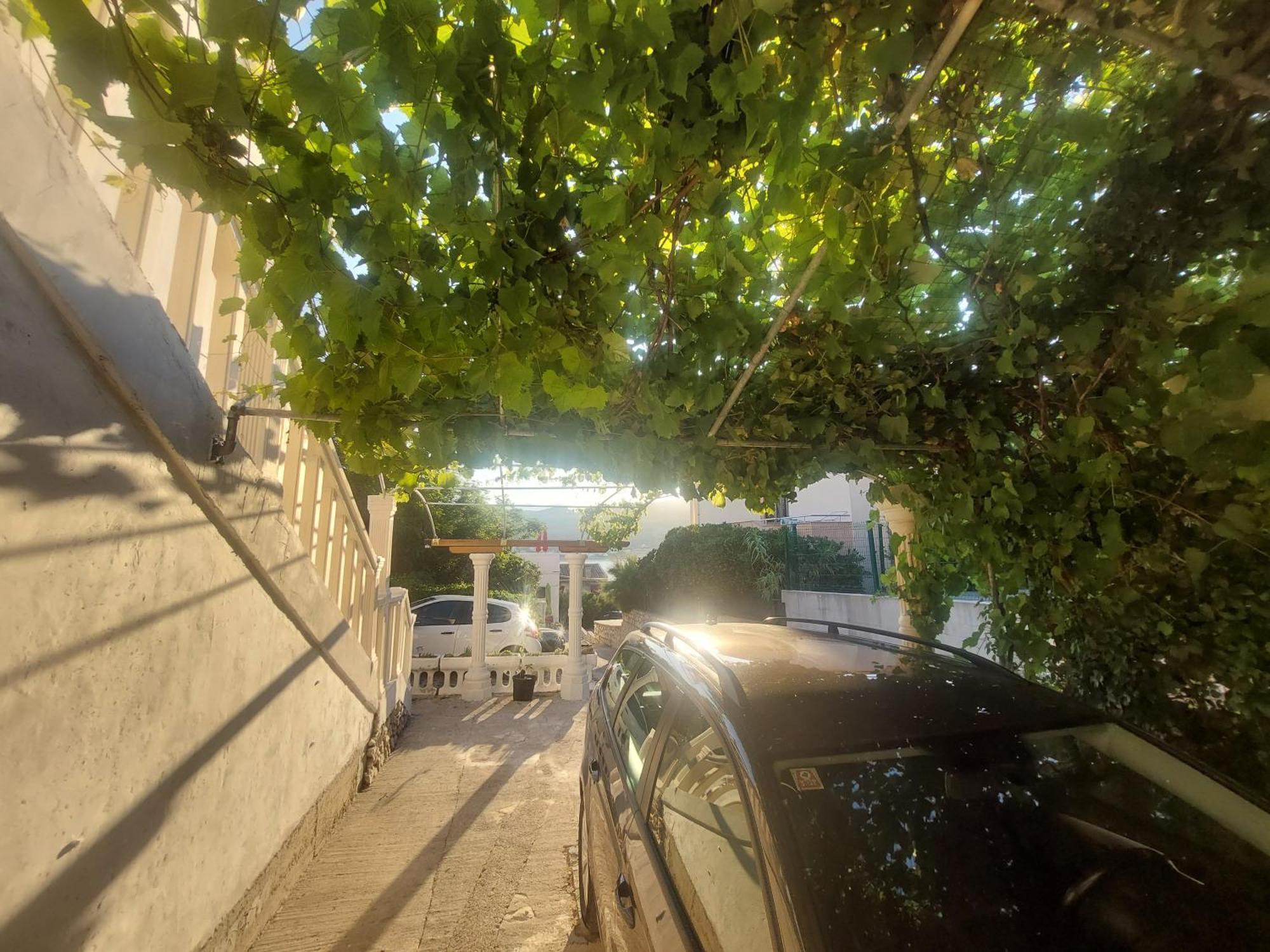 Studio-app Iva, Balcony With Sea View - 50 M From * Pag Town